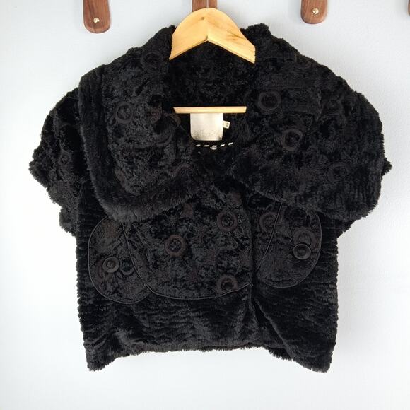 McGinn Jackets & Blazers - McGinn Knightsbridge Vintage Black Cropped Faux Fur Short Sleeve Jacket Coat